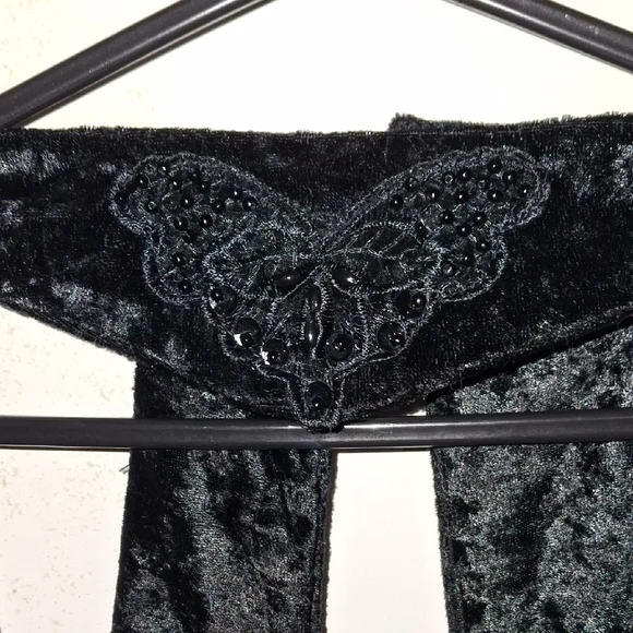 🔥4/$15🔥 - Picture 2 of 3